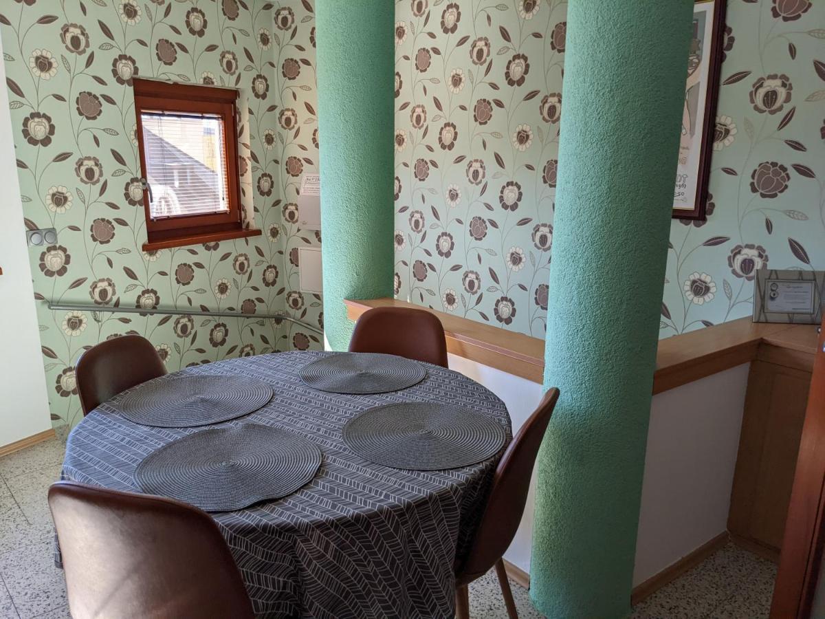Minaret Apartman Έγκερ Εξωτερικό φωτογραφία
