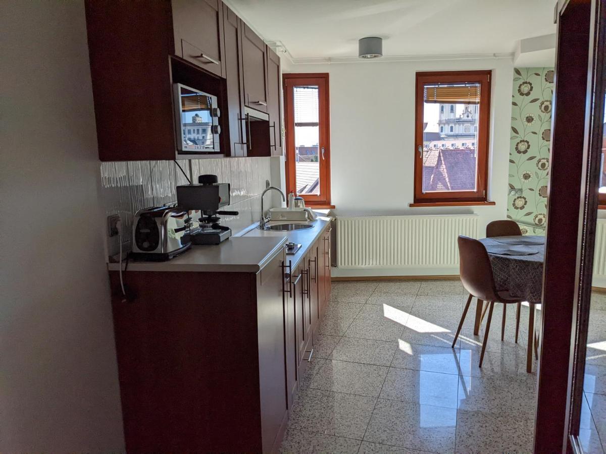 Minaret Apartman Έγκερ Εξωτερικό φωτογραφία
