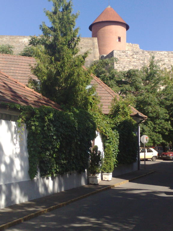 Minaret Apartman Έγκερ Δωμάτιο φωτογραφία