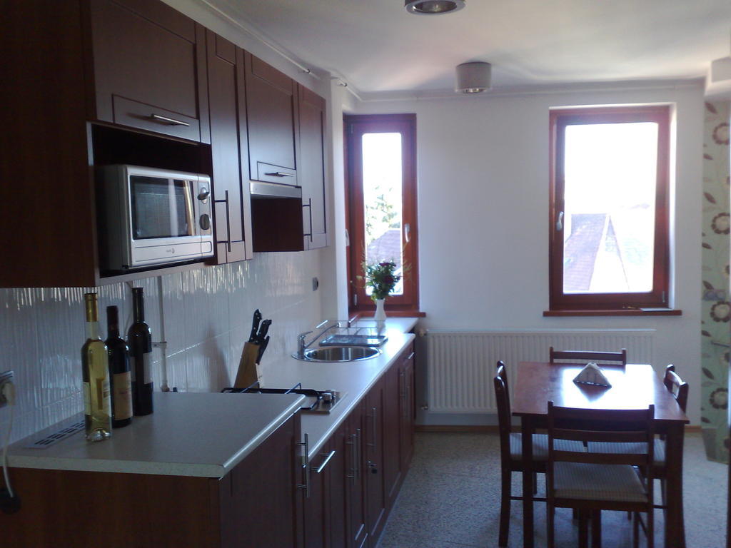Minaret Apartman Έγκερ Δωμάτιο φωτογραφία